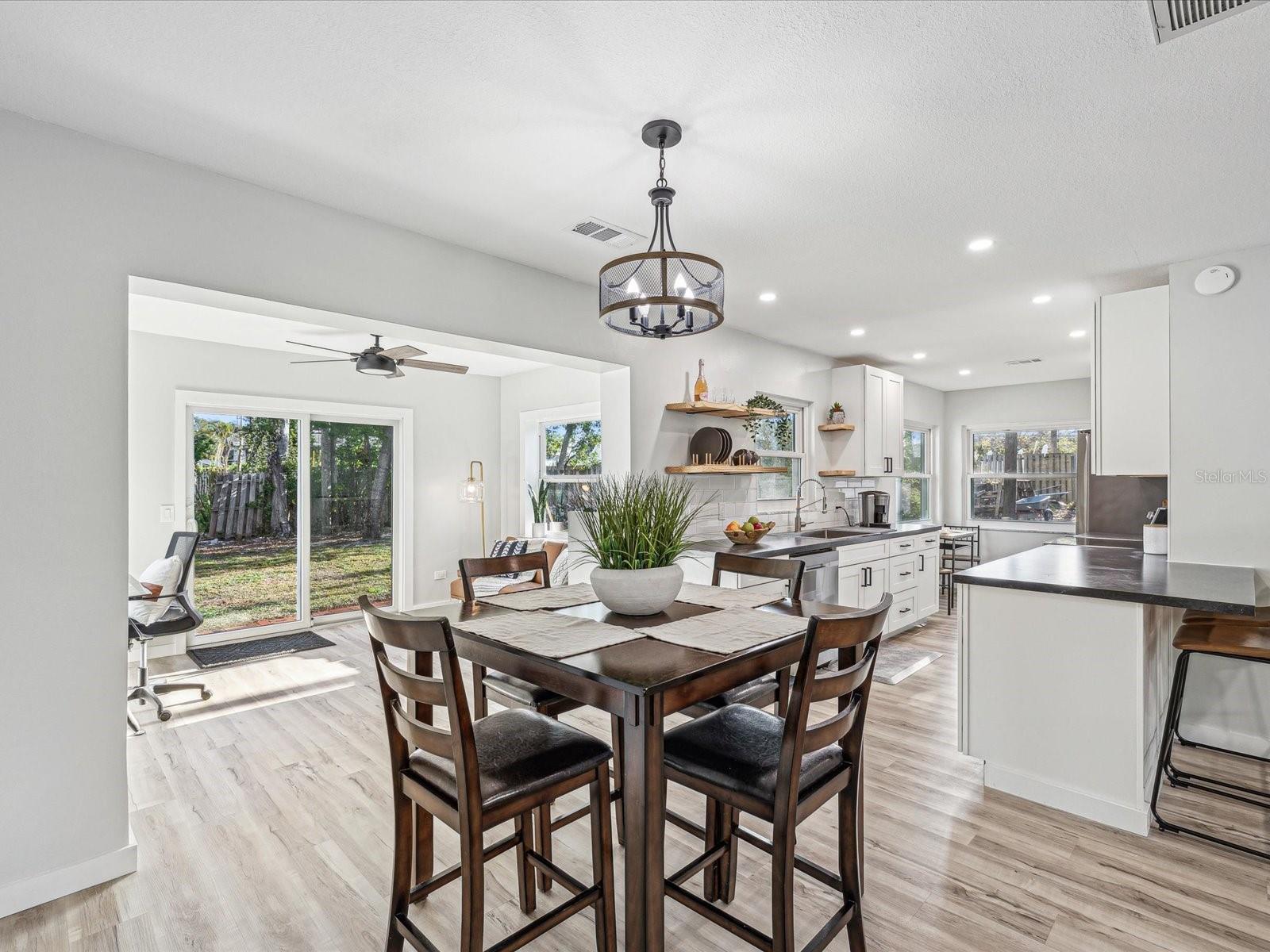 2028 PINE RIDGE DR, CLEARWATER, FL, 33763