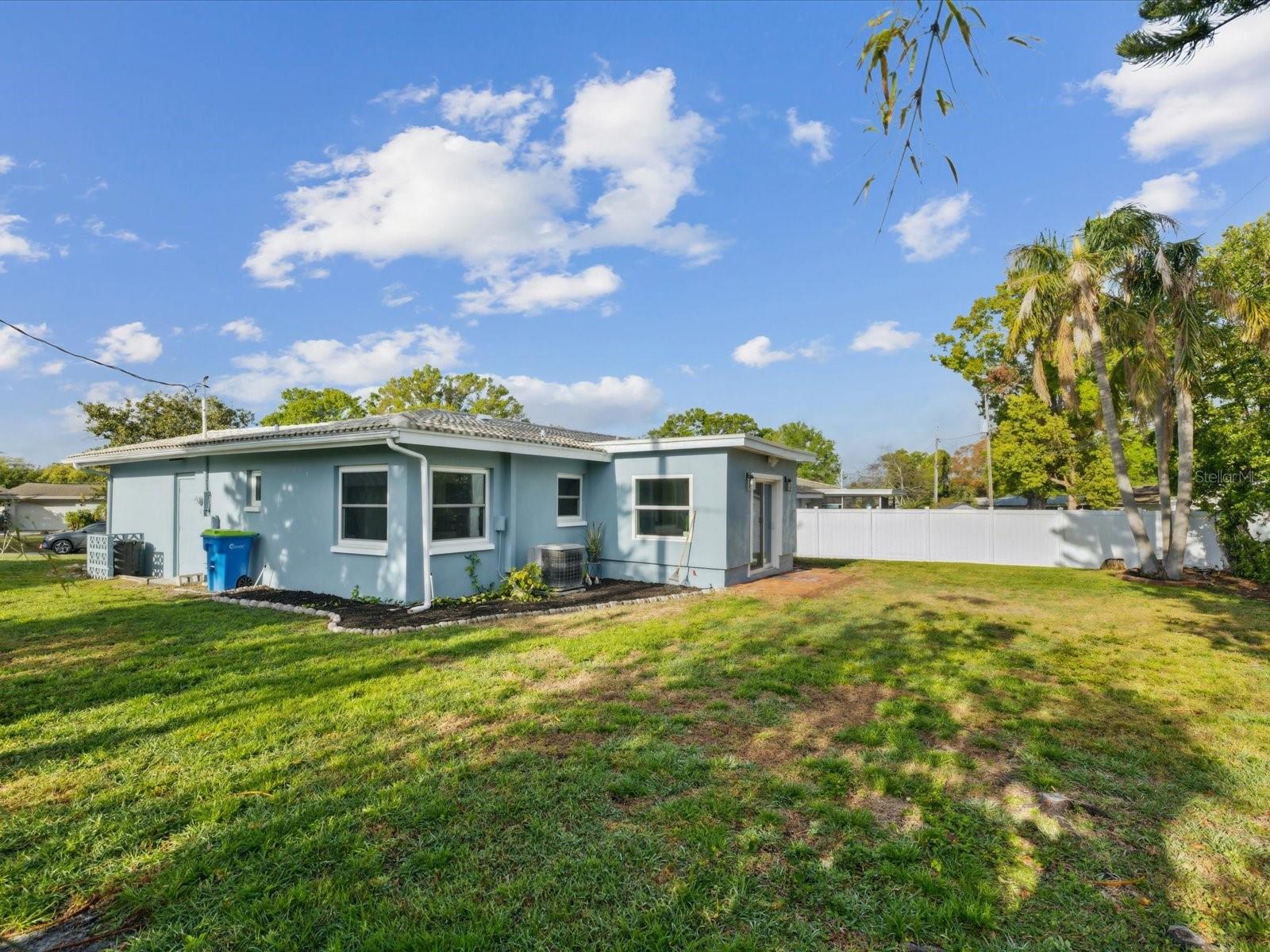 2028 PINE RIDGE DR, CLEARWATER, FL, 33763