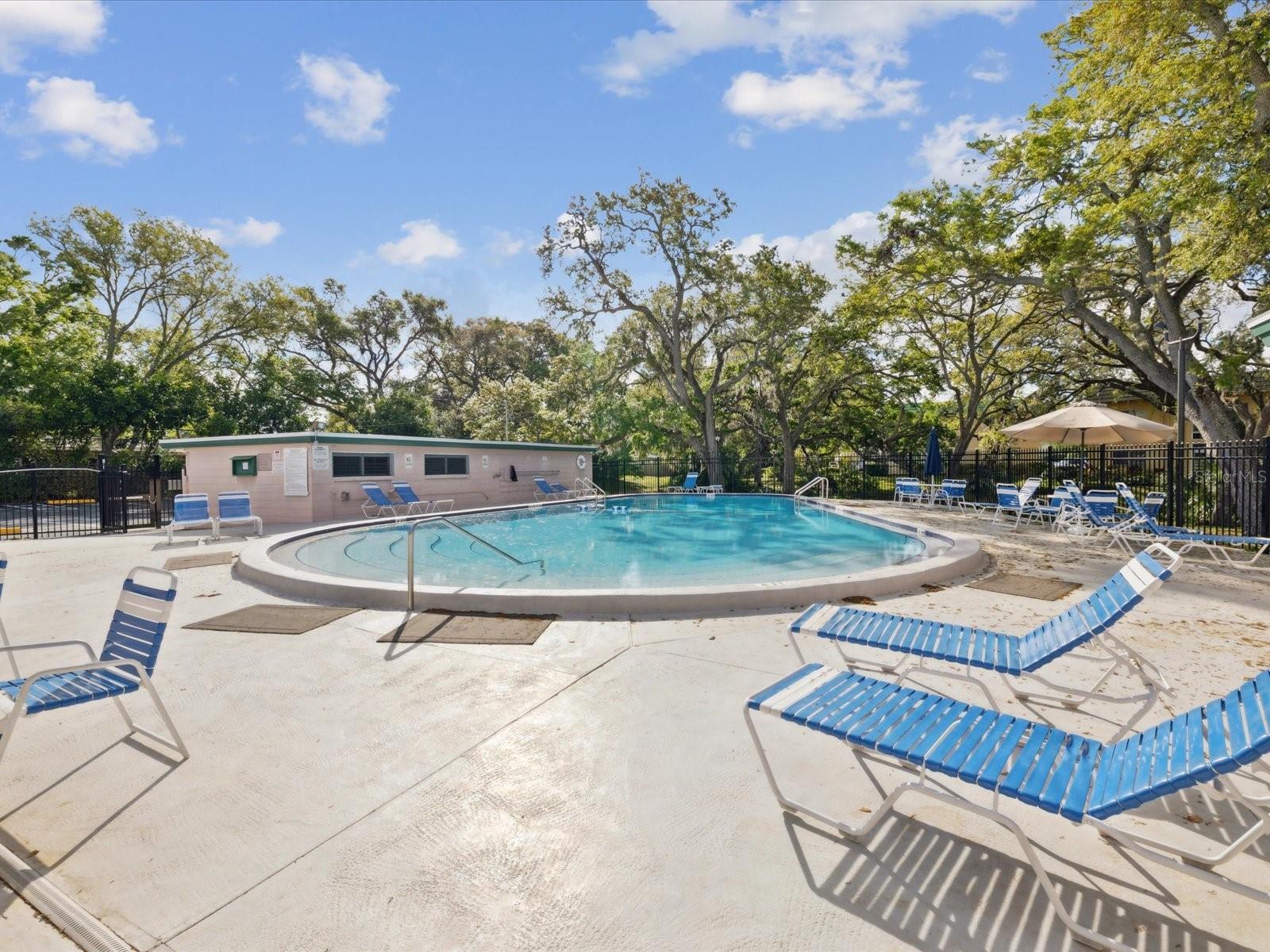 2028 PINE RIDGE DR, CLEARWATER, FL, 33763