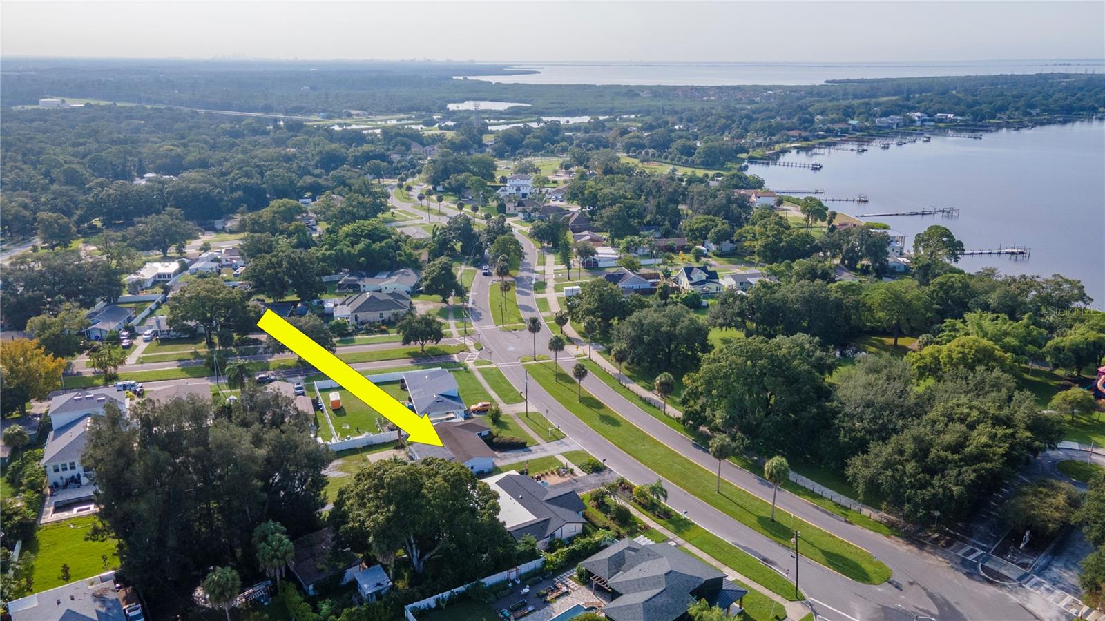 102 SHORE DR W, OLDSMAR, FL, 34677