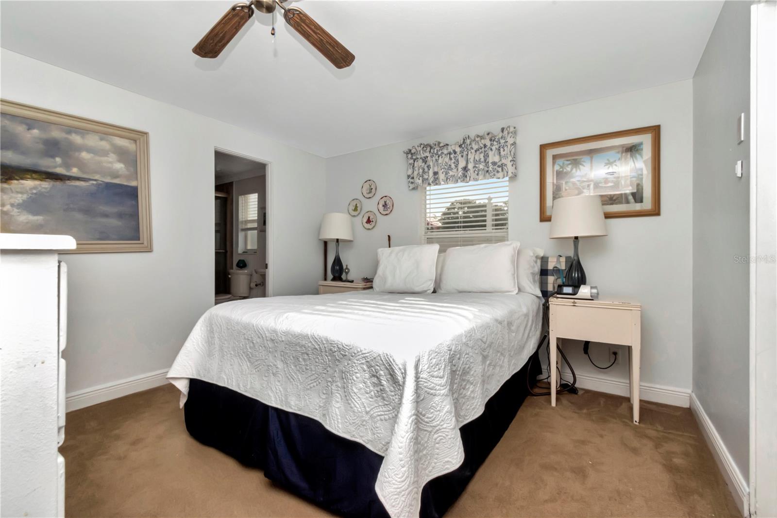 102 SHORE DR W, OLDSMAR, FL, 34677