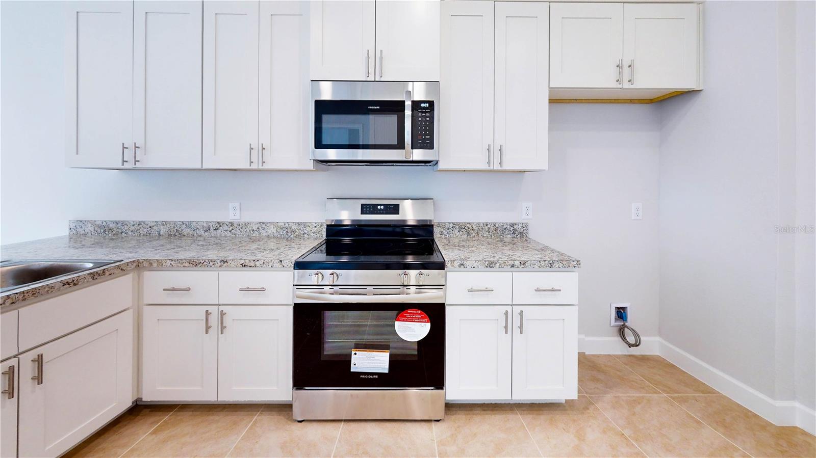 3303 E IRIS LN, BELL, FL, 32619