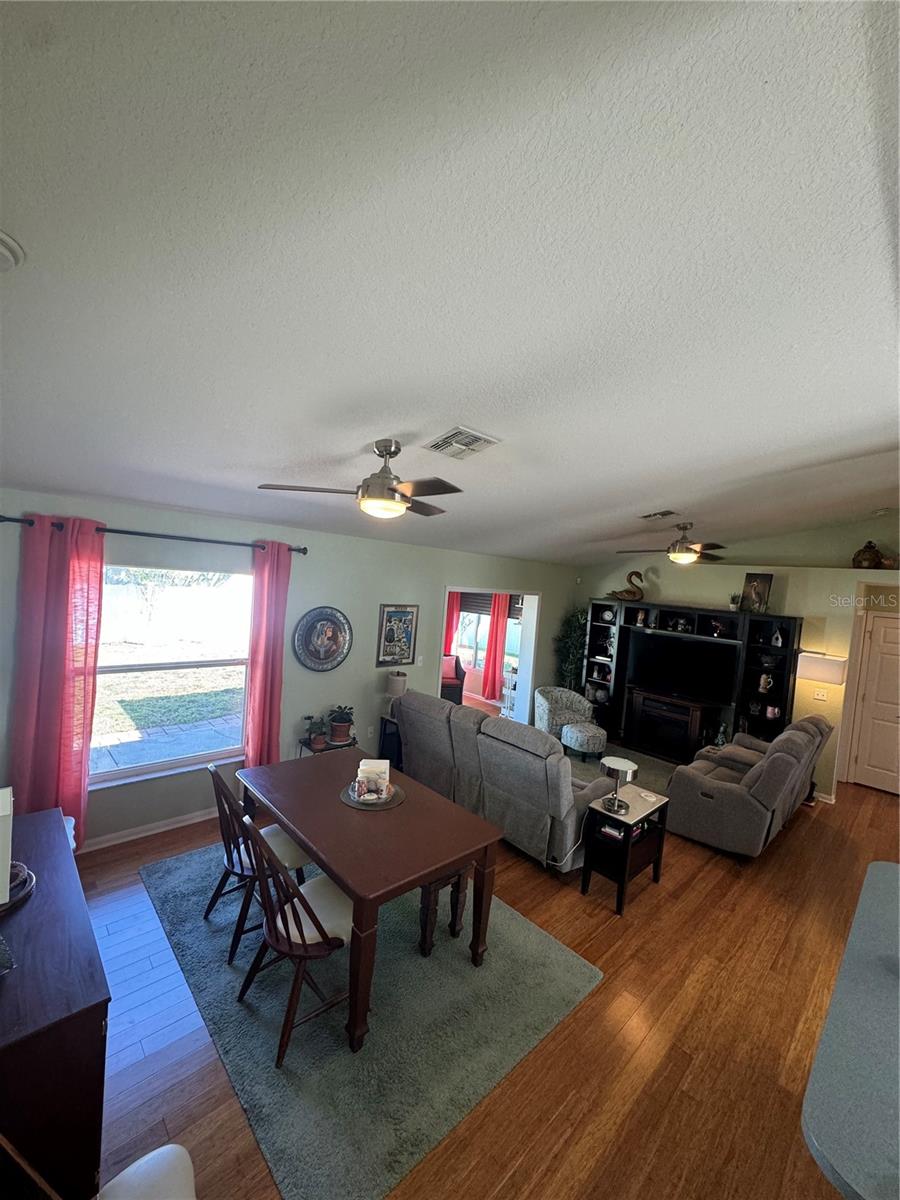 8181 BRISTOL BAY AVE, LAKELAND, FL, 33810