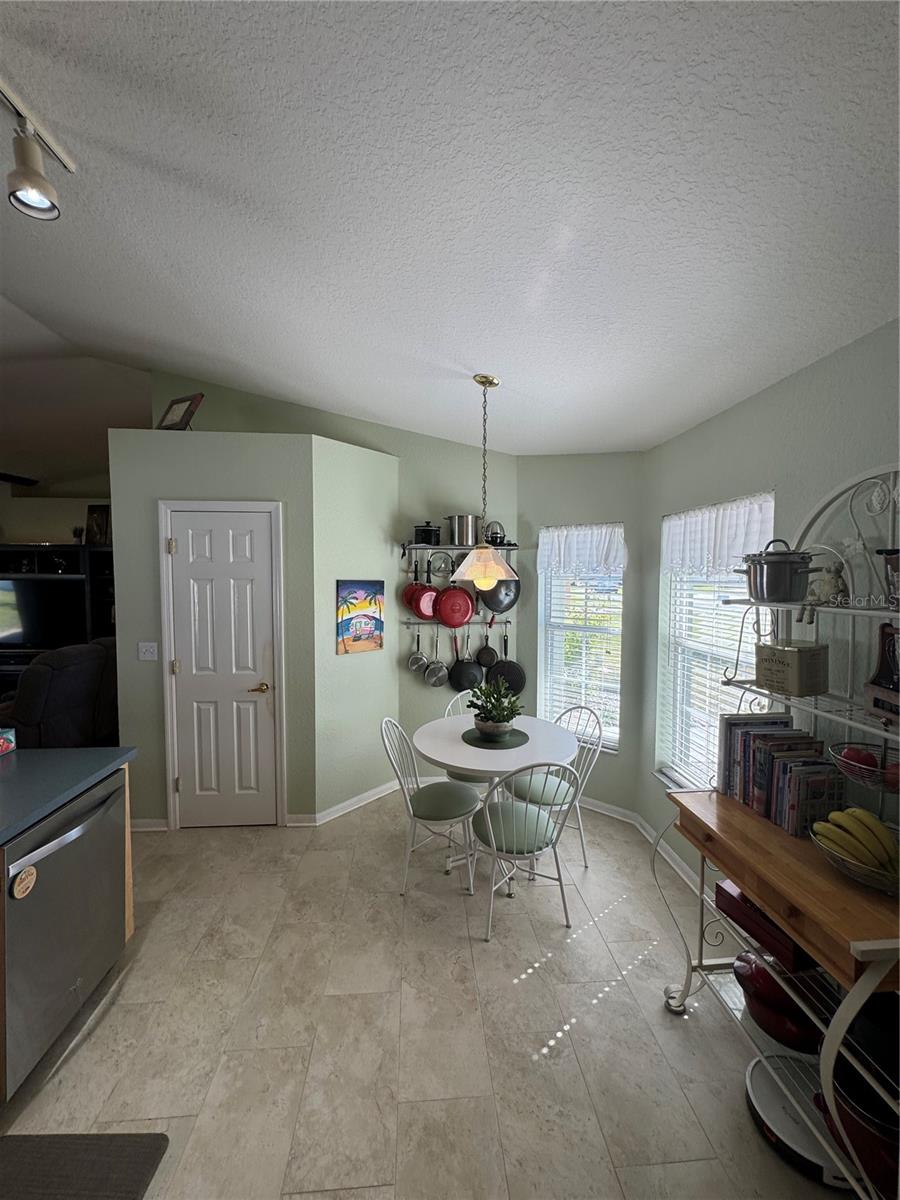 8181 BRISTOL BAY AVE, LAKELAND, FL, 33810
