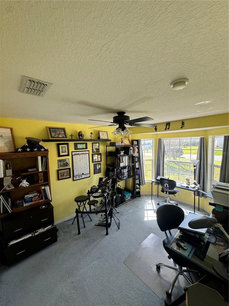 8181 BRISTOL BAY AVE, LAKELAND, FL, 33810