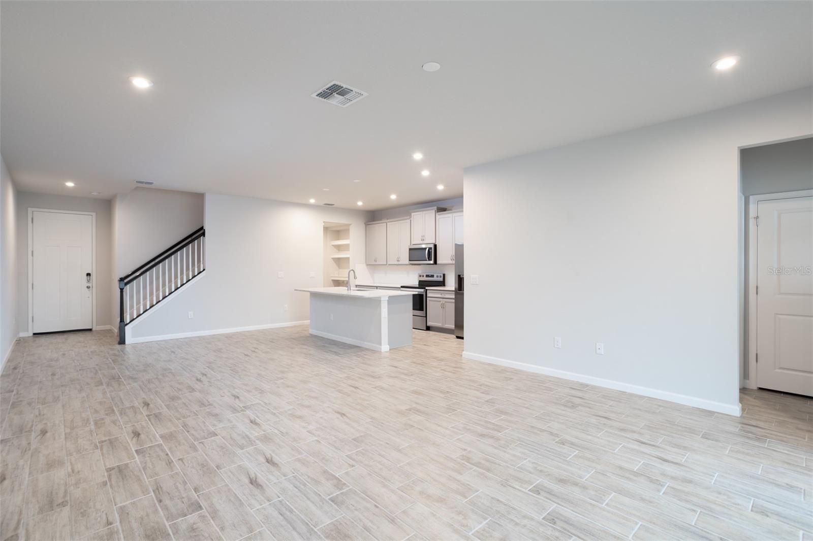 2443 ARBOR WIND DR, LUTZ, FL, 33558