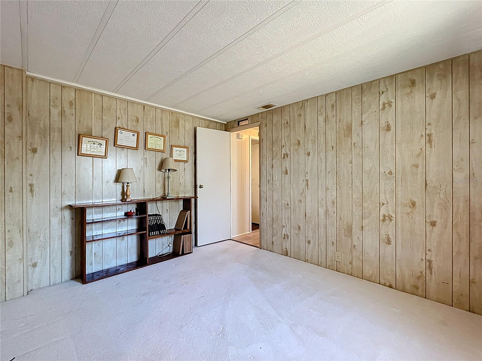 1308 MOHAWK CIR, TAVARES, FL, 32778