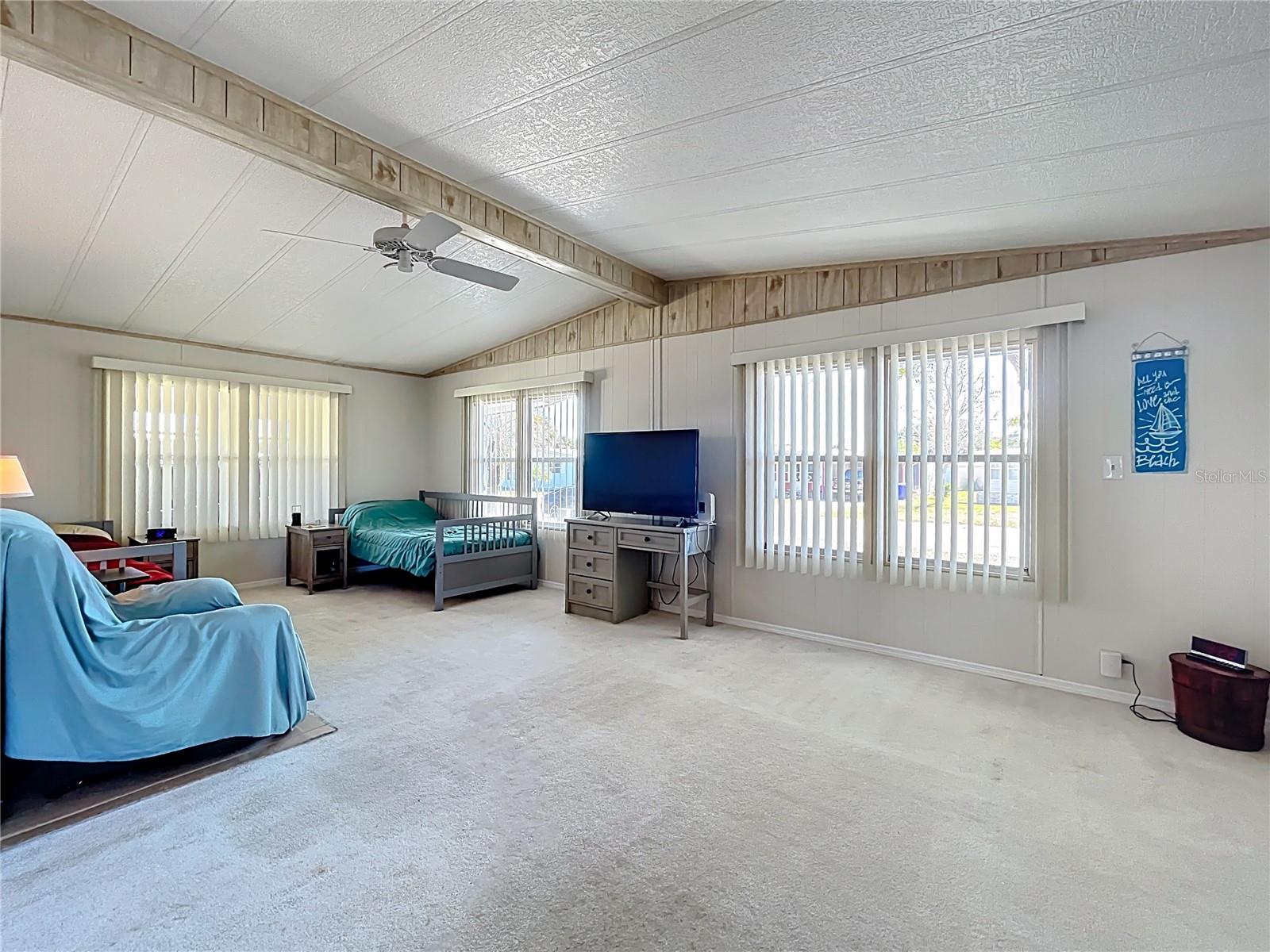 1308 MOHAWK CIR, TAVARES, FL, 32778