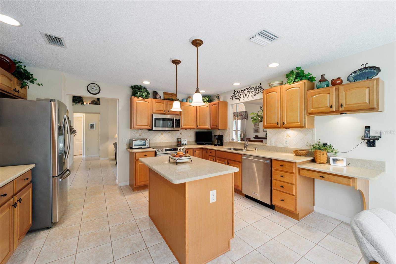 1689 VAN BUREN WAY, THE VILLAGES, FL, 32162