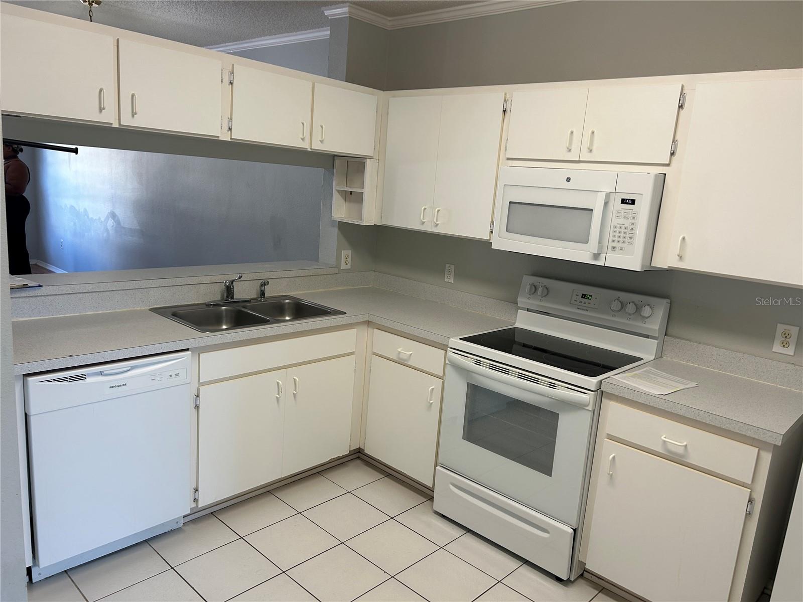 12482 BERKELEY SQUARE DR, TAMPA, FL, 33626