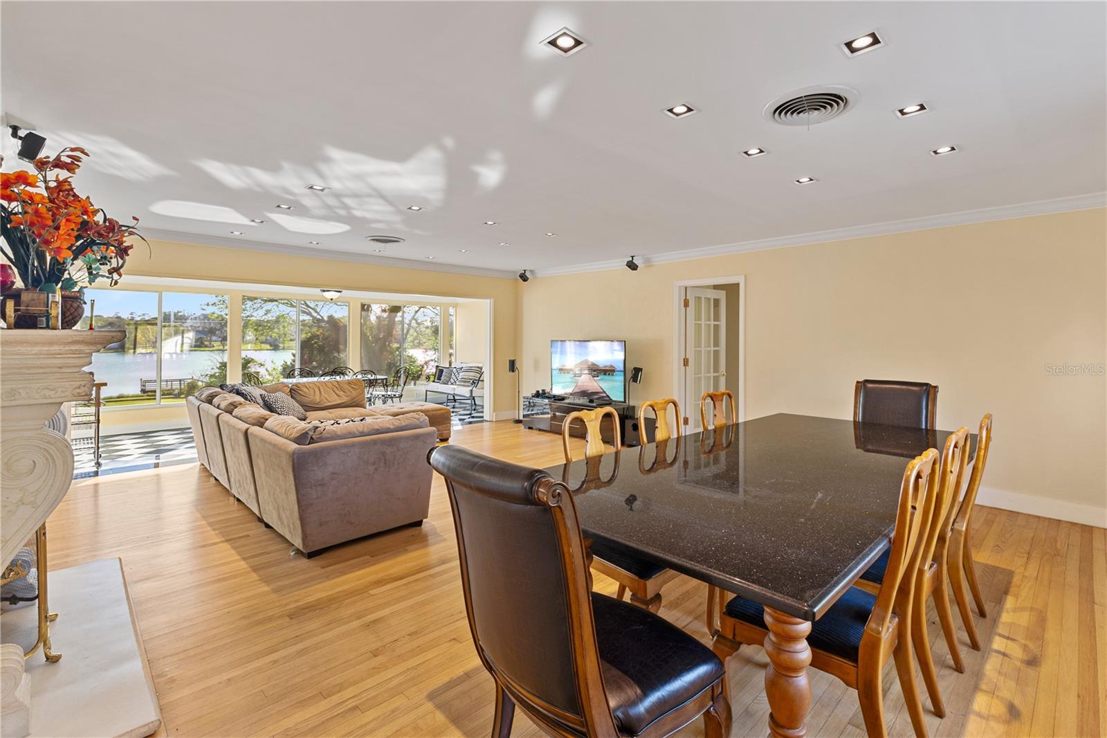 546 QUEENS MIRROR CIR, CASSELBERRY, FL, 32707