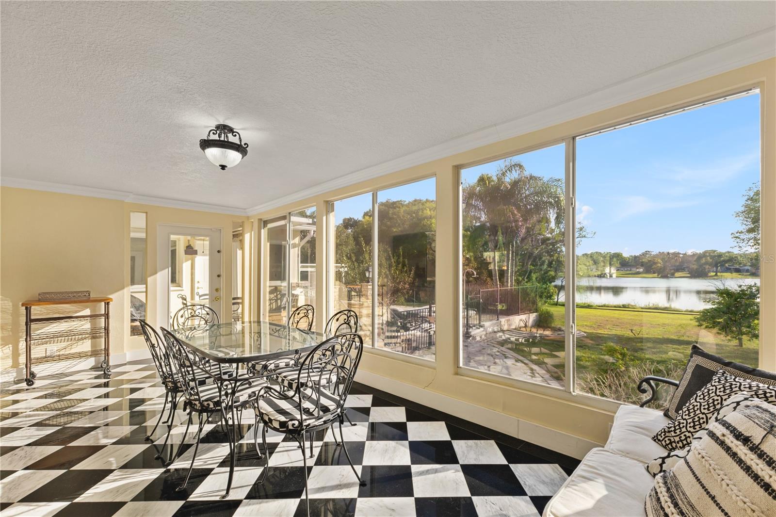 546 QUEENS MIRROR CIR, CASSELBERRY, FL, 32707