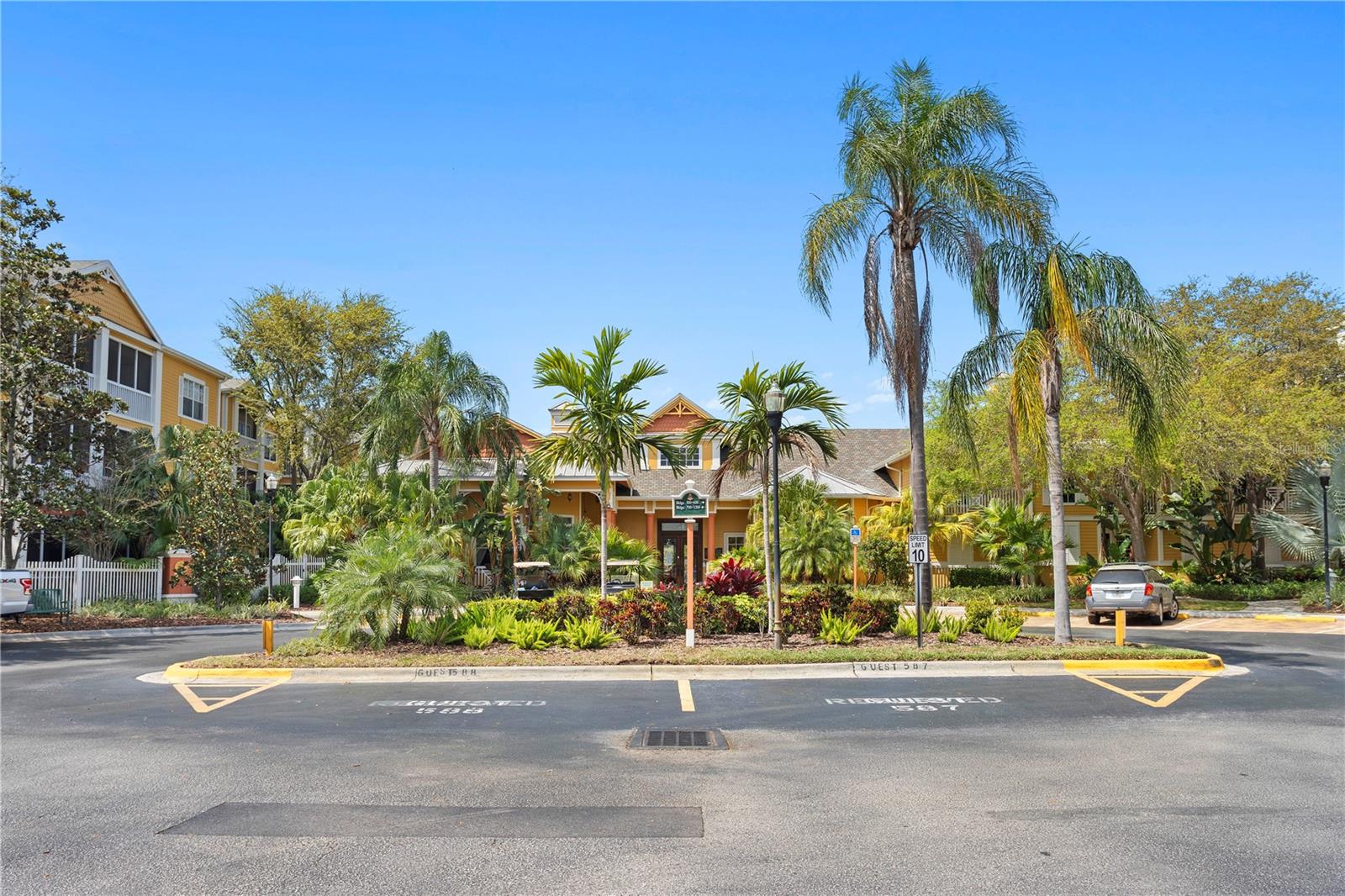 4207 S DALE MABRY HWY #4201, TAMPA, FL, 33611