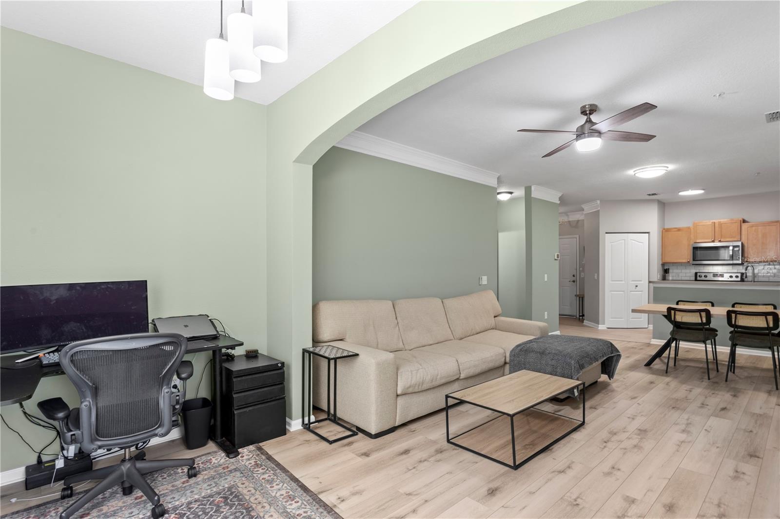 4207 S DALE MABRY HWY #4201, TAMPA, FL, 33611