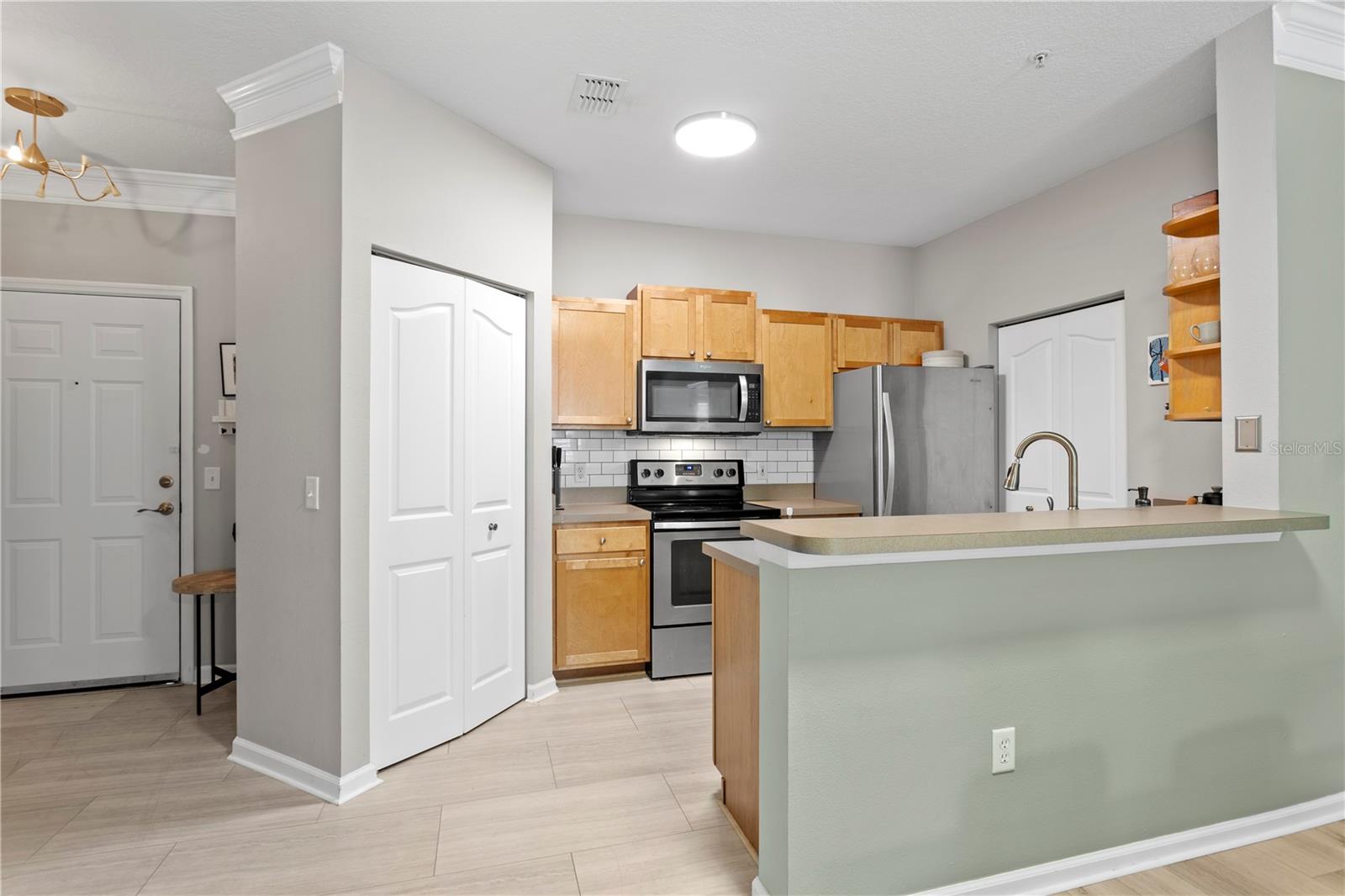 4207 S DALE MABRY HWY #4201, TAMPA, FL, 33611