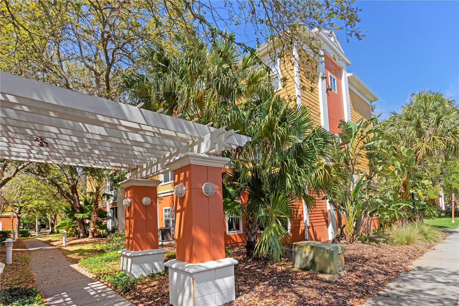 4207 S DALE MABRY HWY #4201, TAMPA, FL, 33611