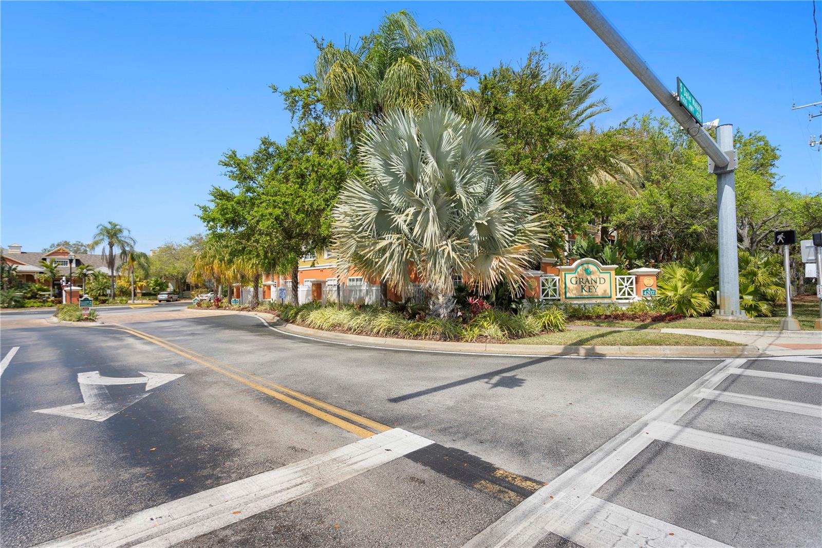 4207 S DALE MABRY HWY #4201, TAMPA, FL, 33611
