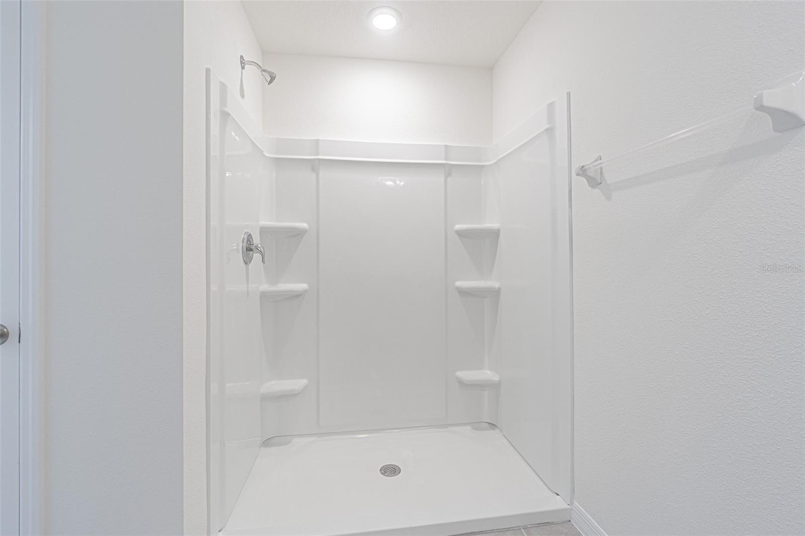 37300 KINGS CROWN DR, ZEPHYRHILLS, FL, 33541