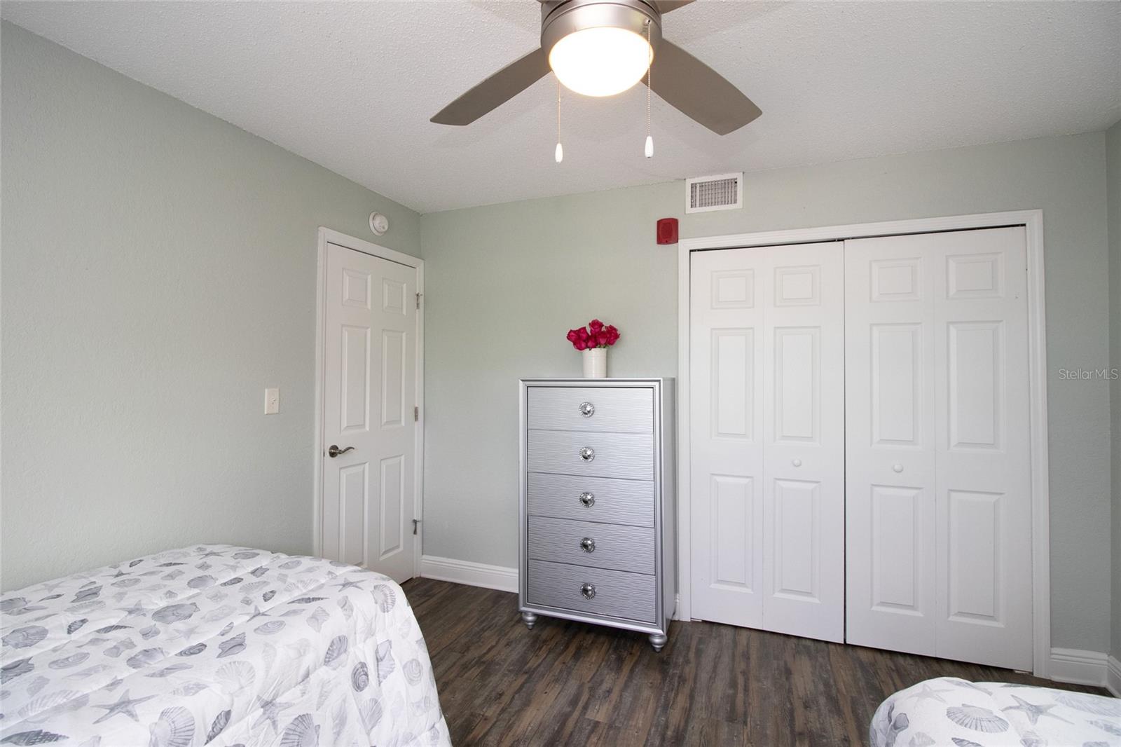 17035 GULF BLVD #205, NORTH REDINGTON BEACH, FL, 33708
