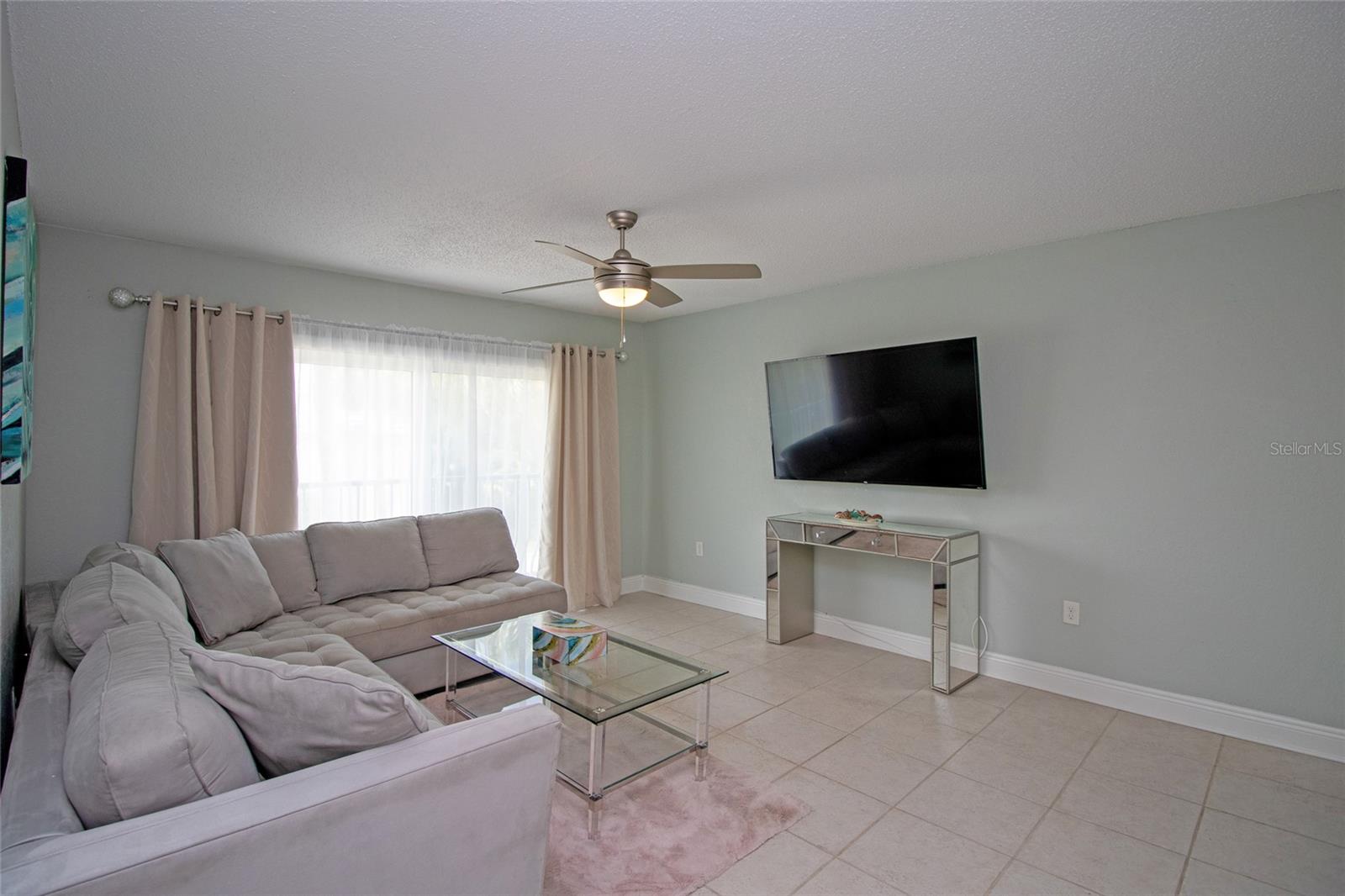 17035 GULF BLVD #205, NORTH REDINGTON BEACH, FL, 33708