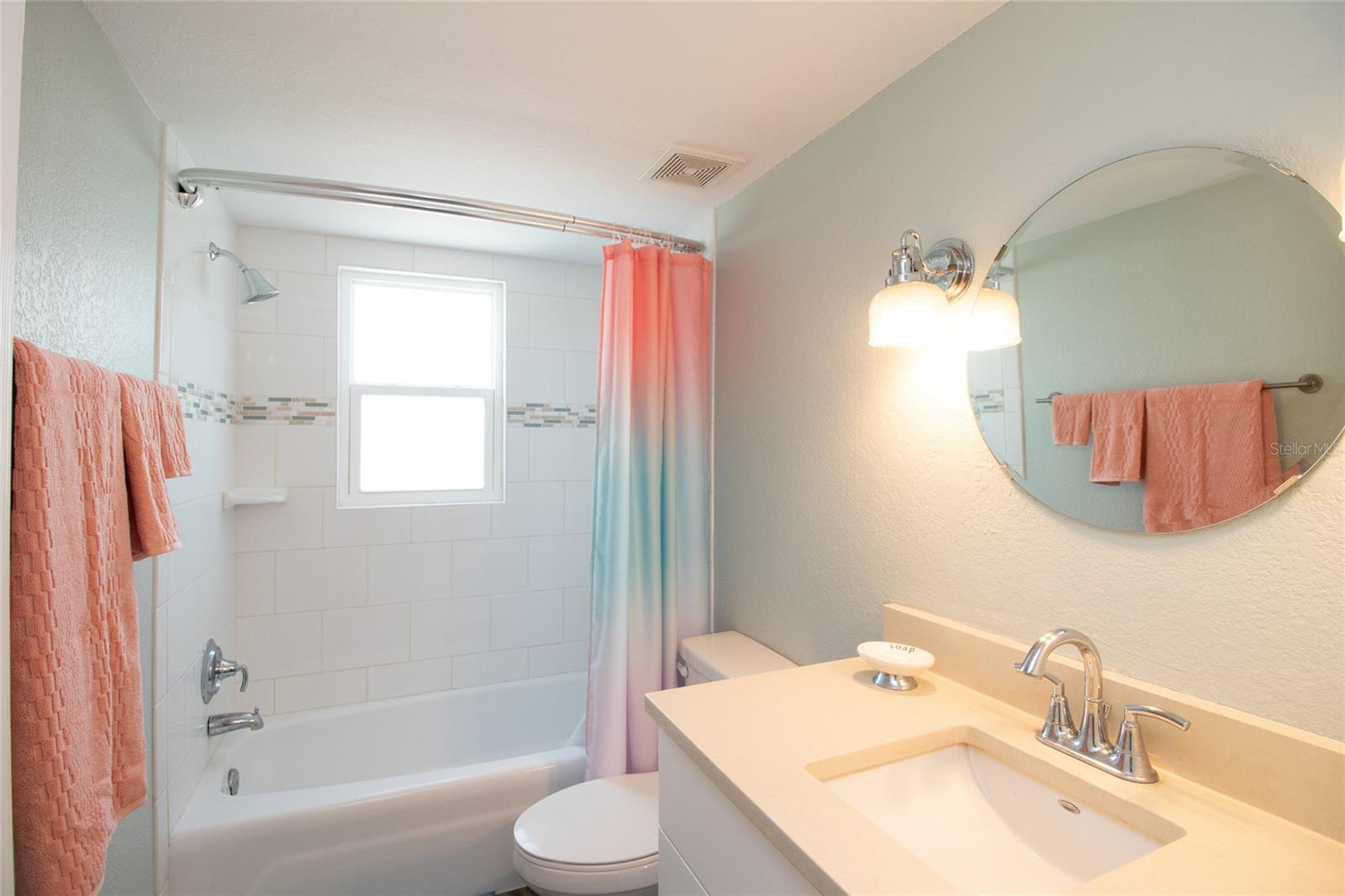 17035 GULF BLVD #205, NORTH REDINGTON BEACH, FL, 33708