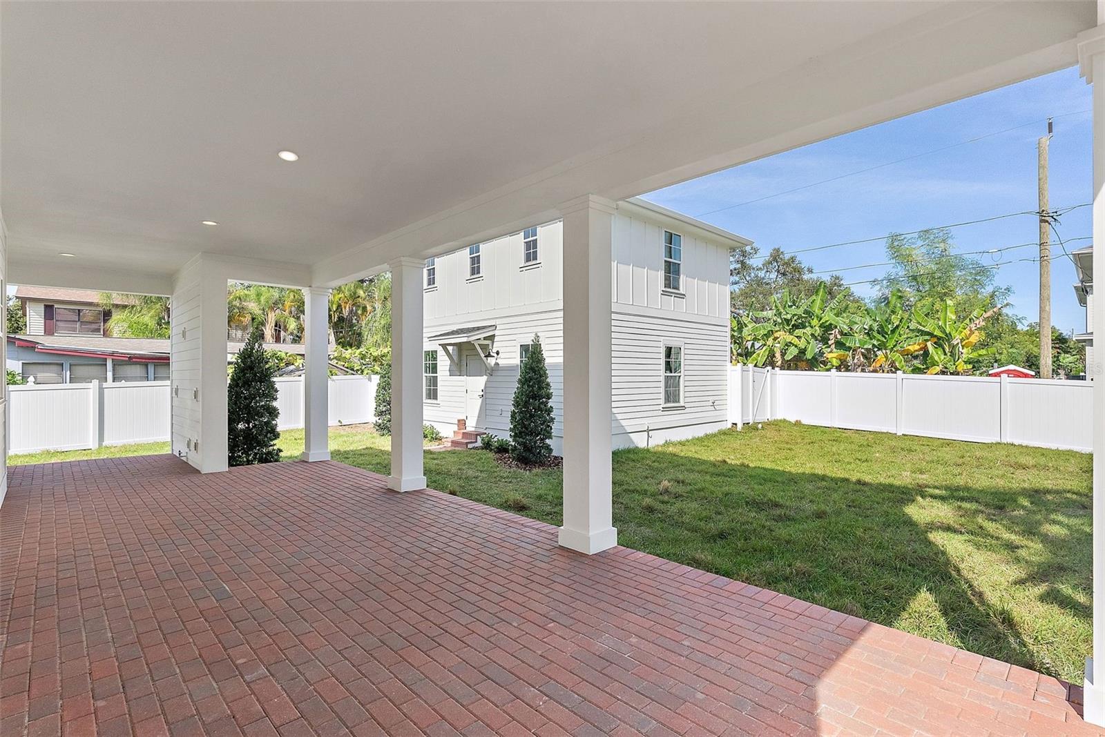 235 24TH AVE SE, ST PETERSBURG, FL, 33705