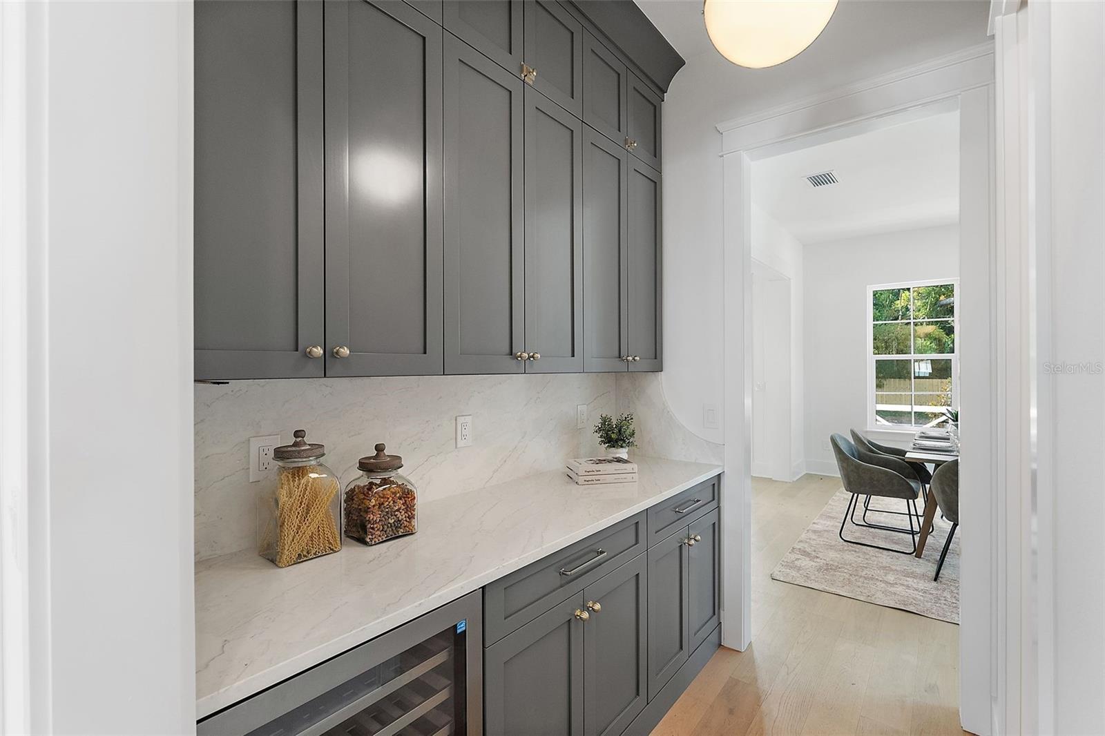 235 24TH AVE SE, ST PETERSBURG, FL, 33705