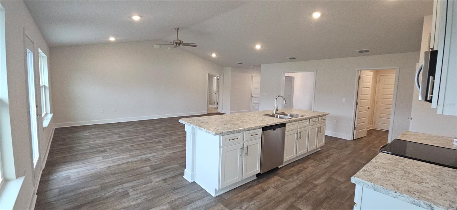 14 WHIRLAWAY DR, PALM COAST, FL, 32164