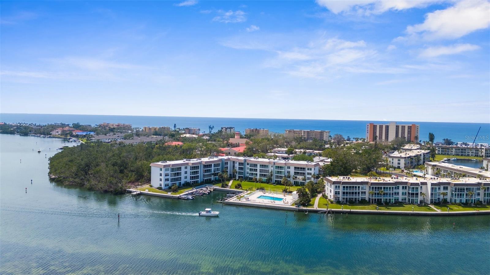 600 SUTTON PL #101B, LONGBOAT KEY, FL, 34228