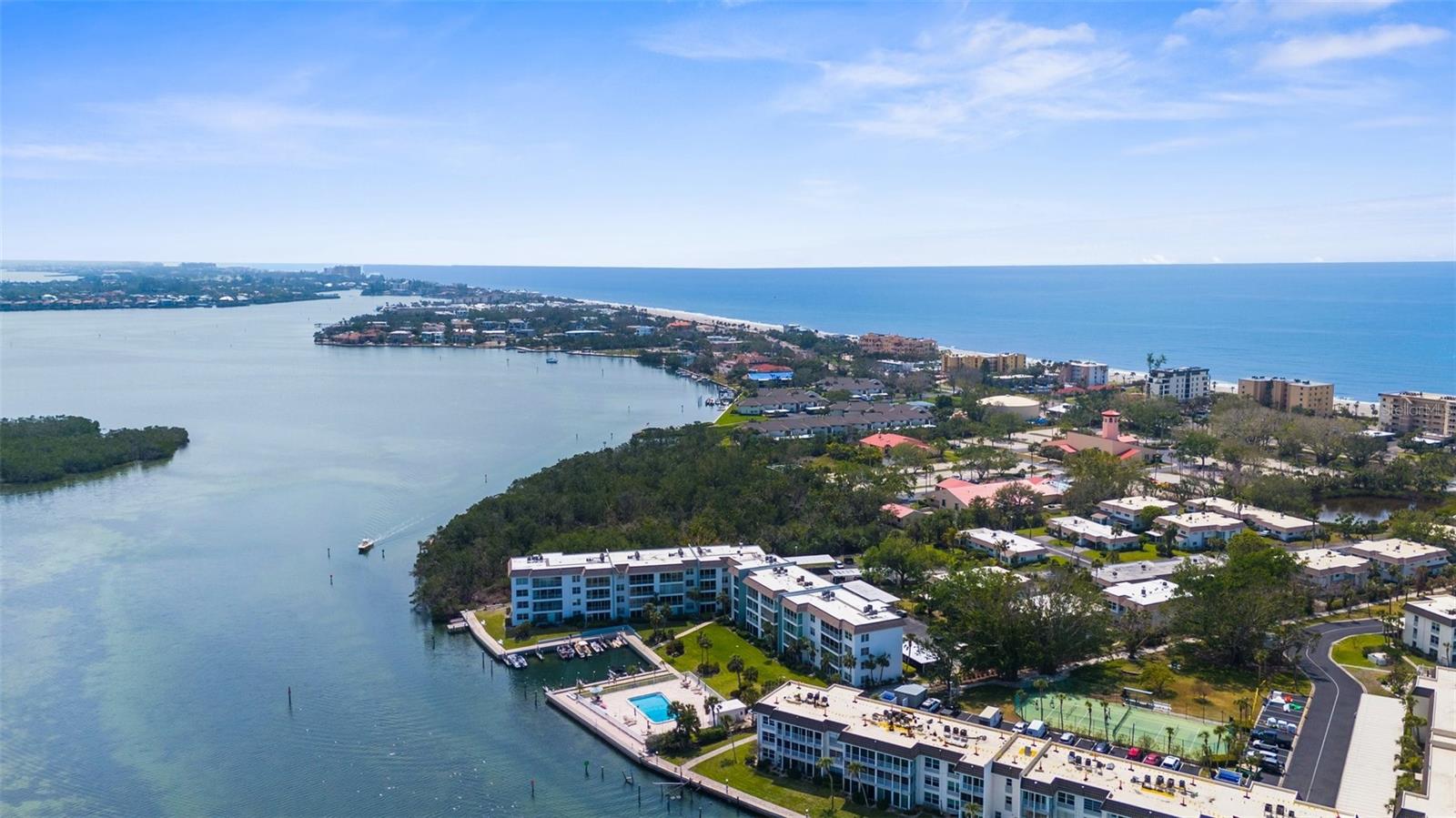 600 SUTTON PL #101B, LONGBOAT KEY, FL, 34228