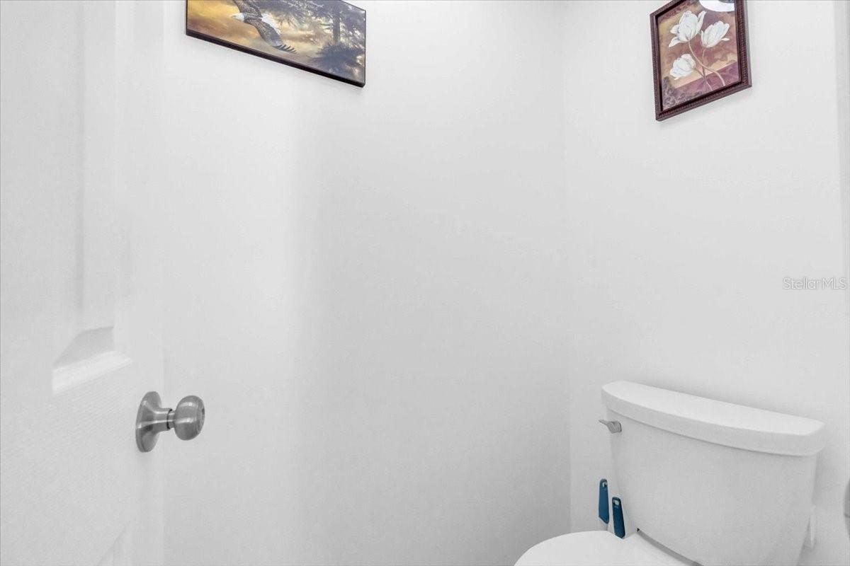 2211 ENGLEWOOD RD, ENGLEWOOD, FL, 34223