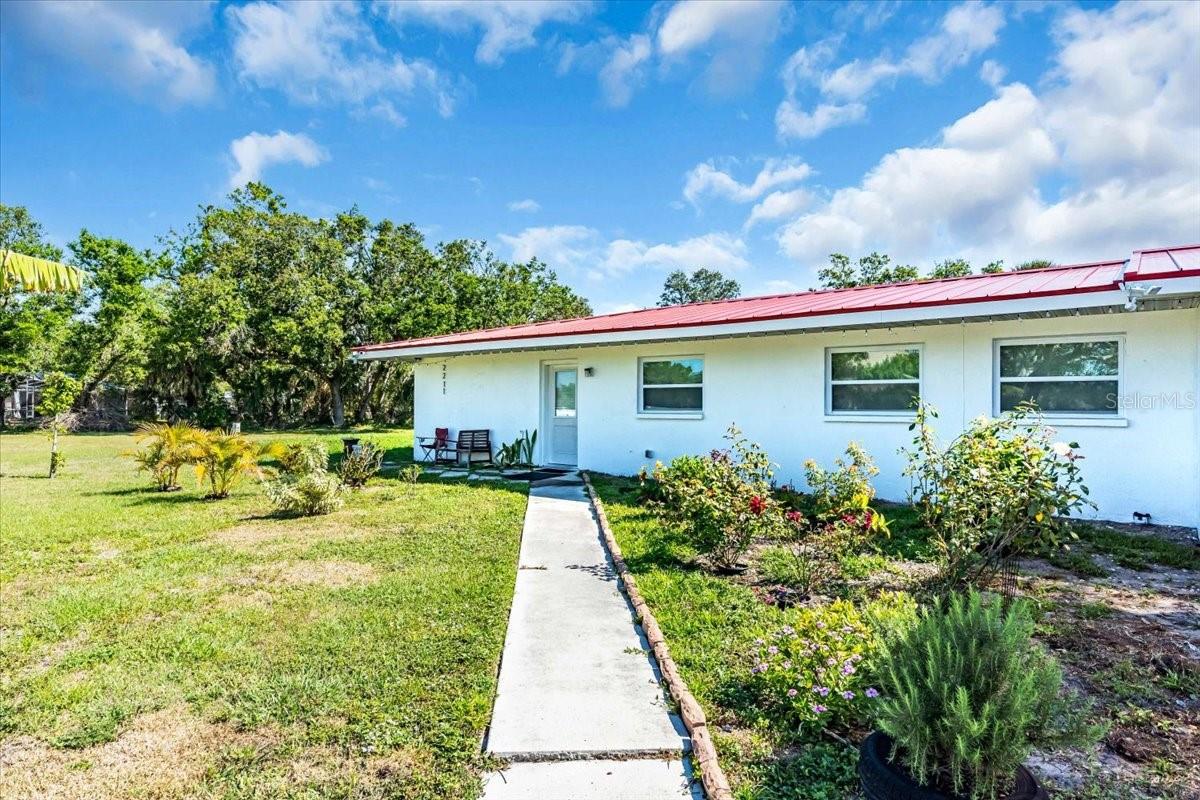 2211 ENGLEWOOD RD, ENGLEWOOD, FL, 34223