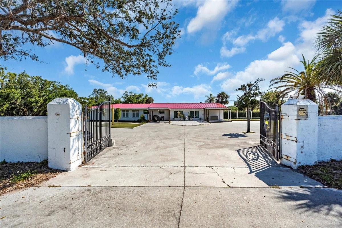 2211 ENGLEWOOD RD, ENGLEWOOD, FL, 34223