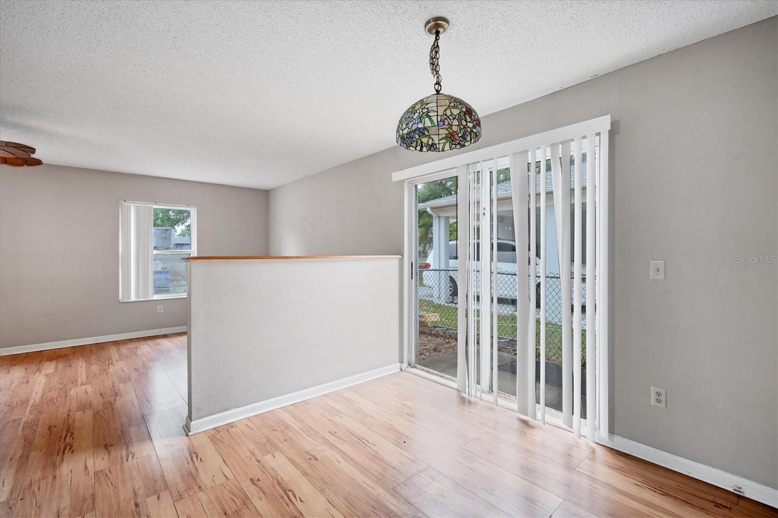 8706 FISH LAKE RD, TAMPA, FL, 33619