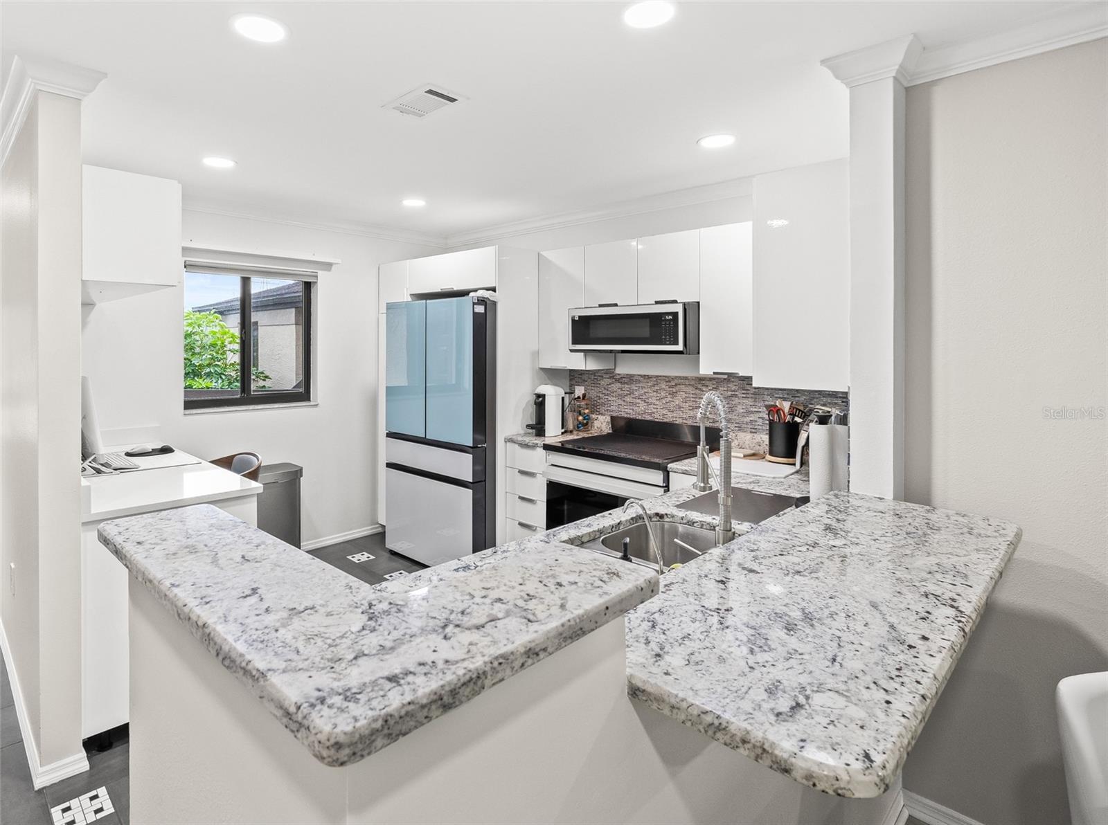 2693 SABAL SPRINGS CIR #203, CLEARWATER, FL, 33761