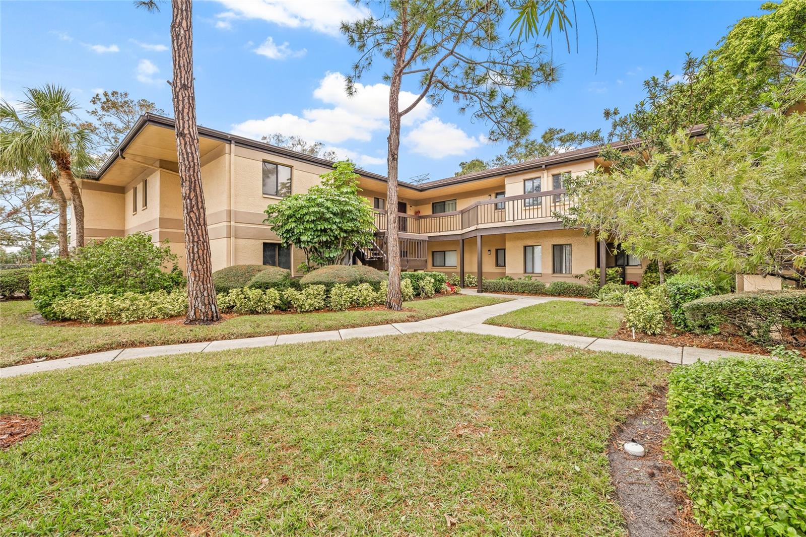 2693 SABAL SPRINGS CIR #203, CLEARWATER, FL, 33761