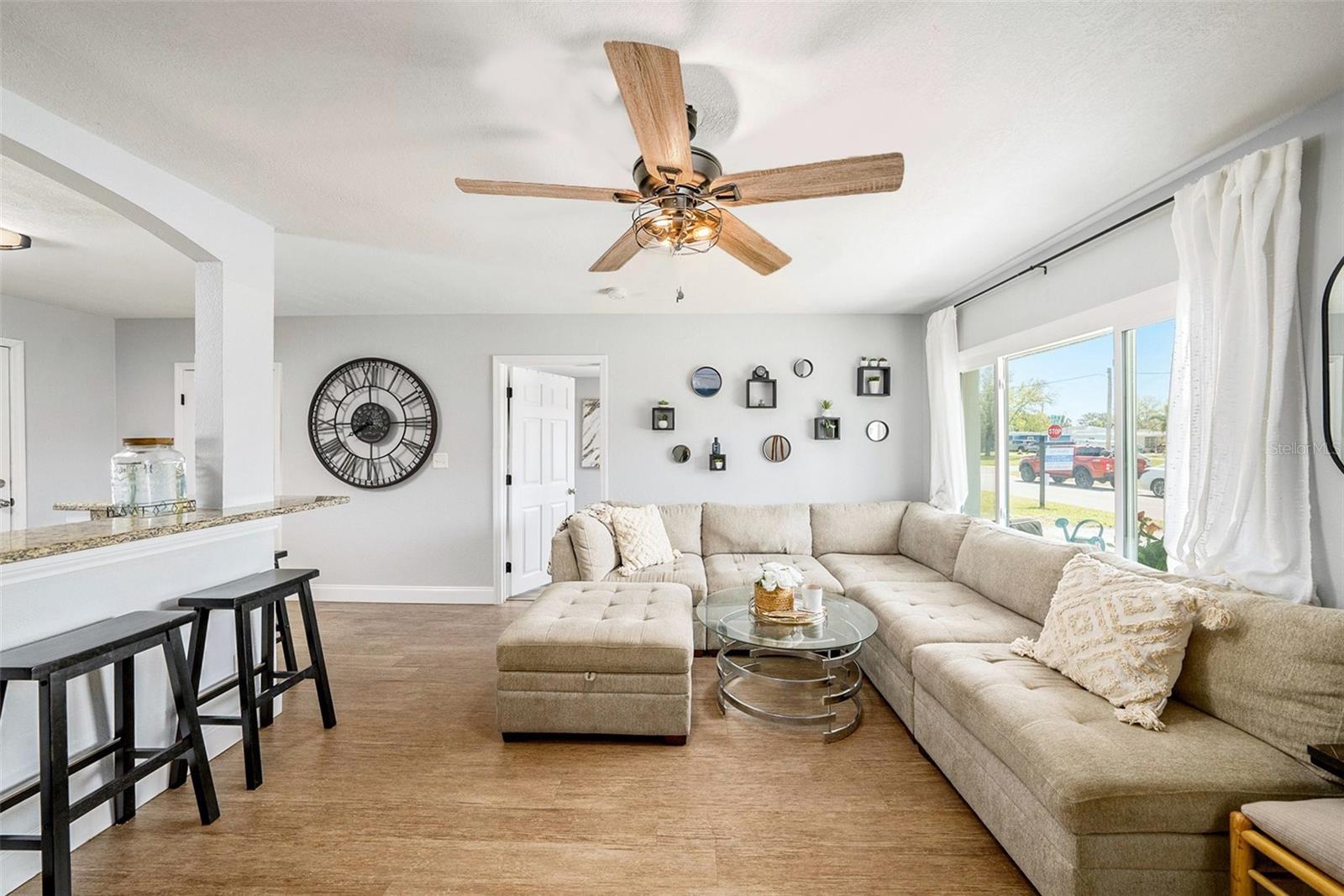 7401 35TH AVE N, ST PETERSBURG, FL, 33710