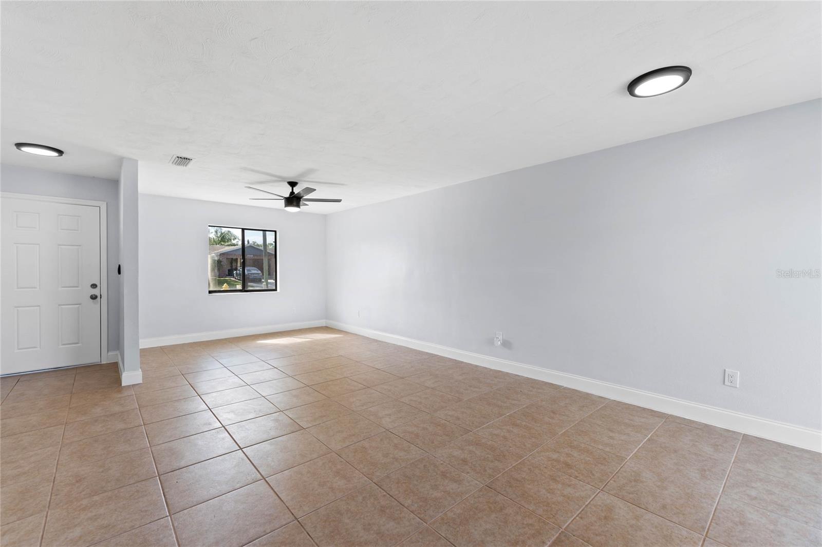 2955 FOXCROFT LN, SOUTH DAYTONA, FL, 32119