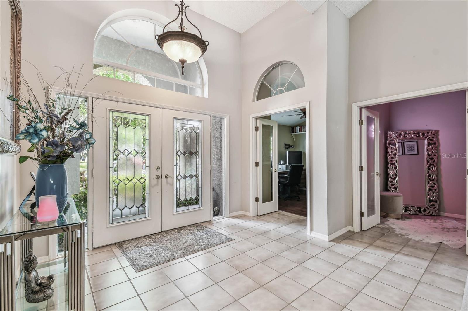 8726 TANTALLON CIR, TAMPA, FL, 33647