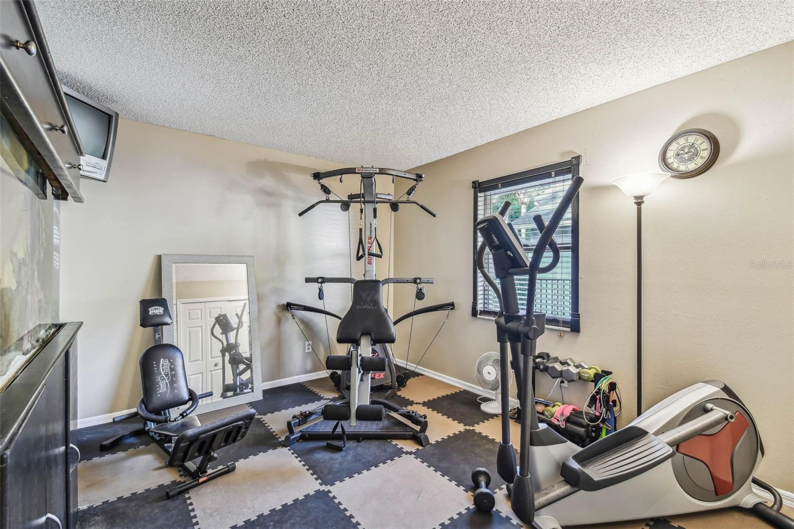 8726 TANTALLON CIR, TAMPA, FL, 33647