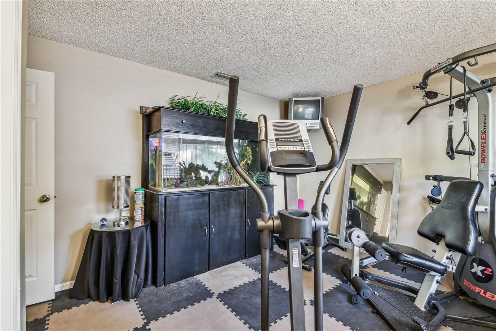 8726 TANTALLON CIR, TAMPA, FL, 33647