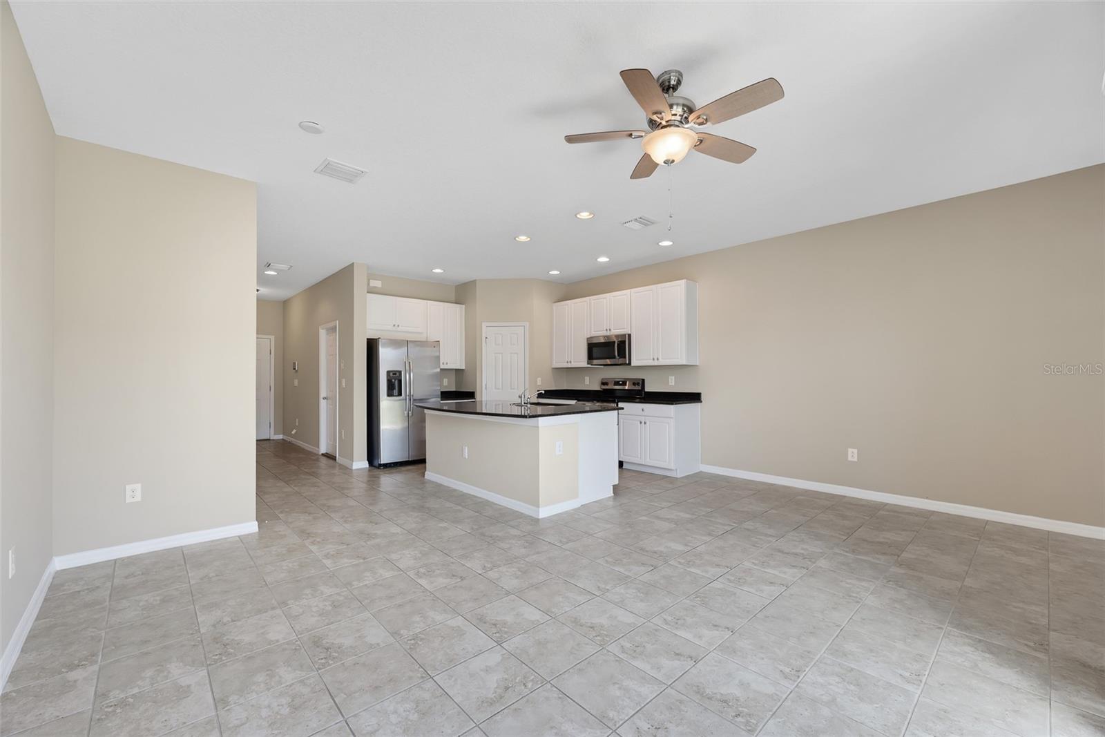 7060 WOODCHASEGLEN DR, RIVERVIEW, FL, 33578