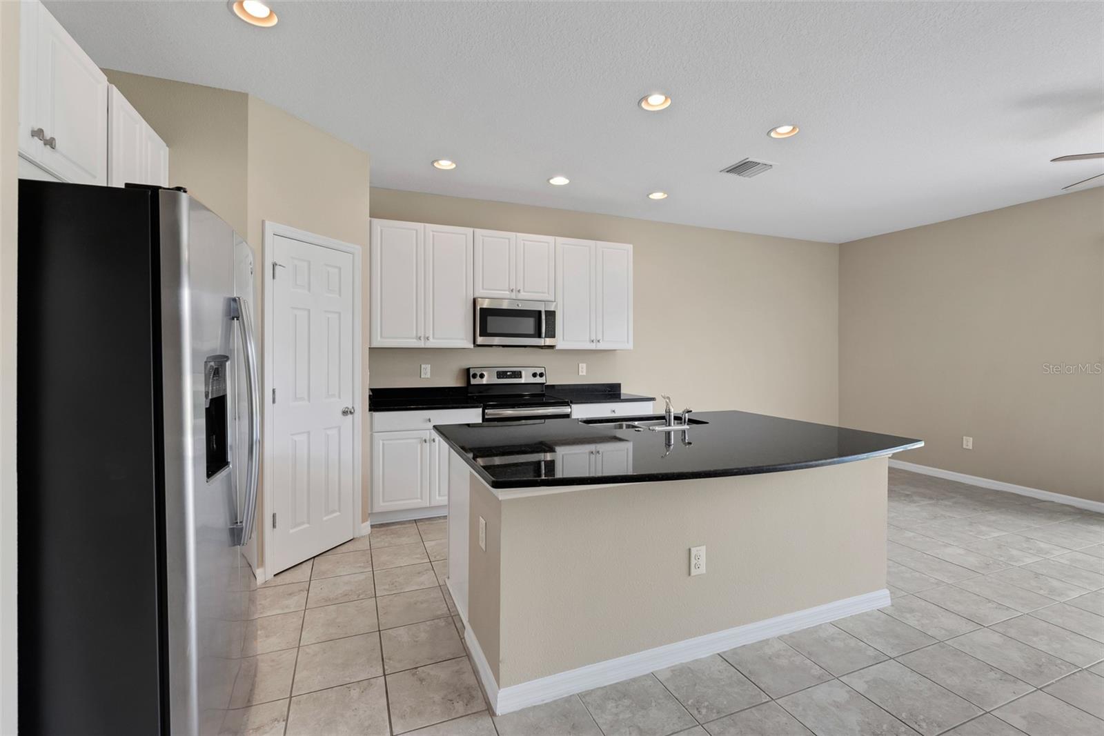 7060 WOODCHASEGLEN DR, RIVERVIEW, FL, 33578