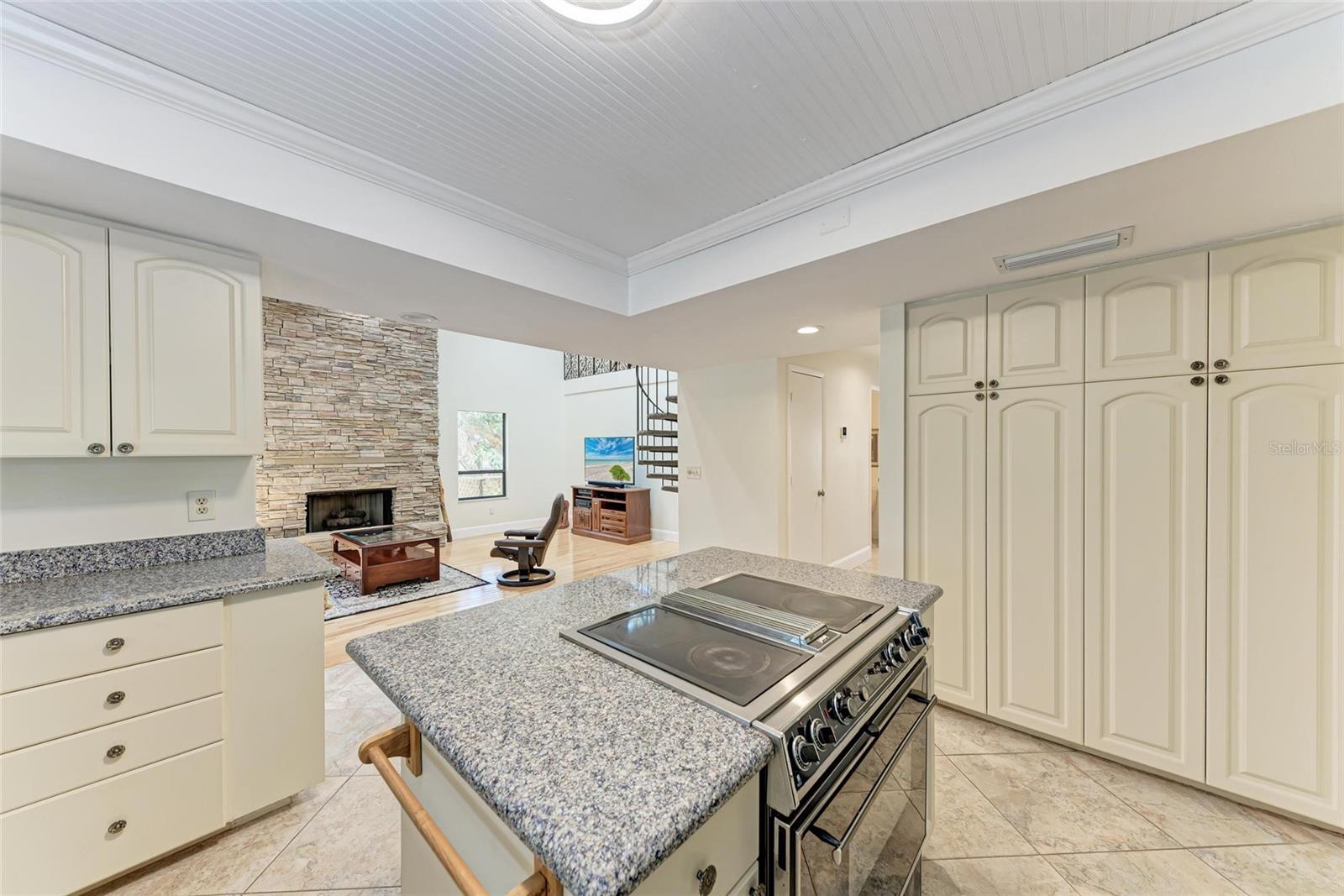 3111 BAYOU SOUND, LONGBOAT KEY, FL, 34228