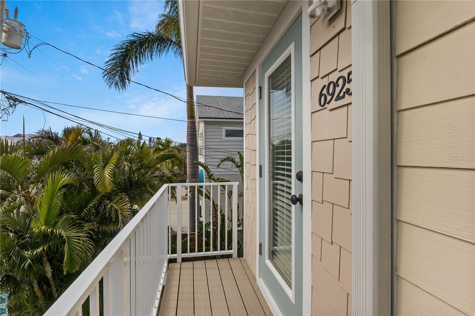 6925 HOLMES BLVD, HOLMES BEACH, FL, 34217