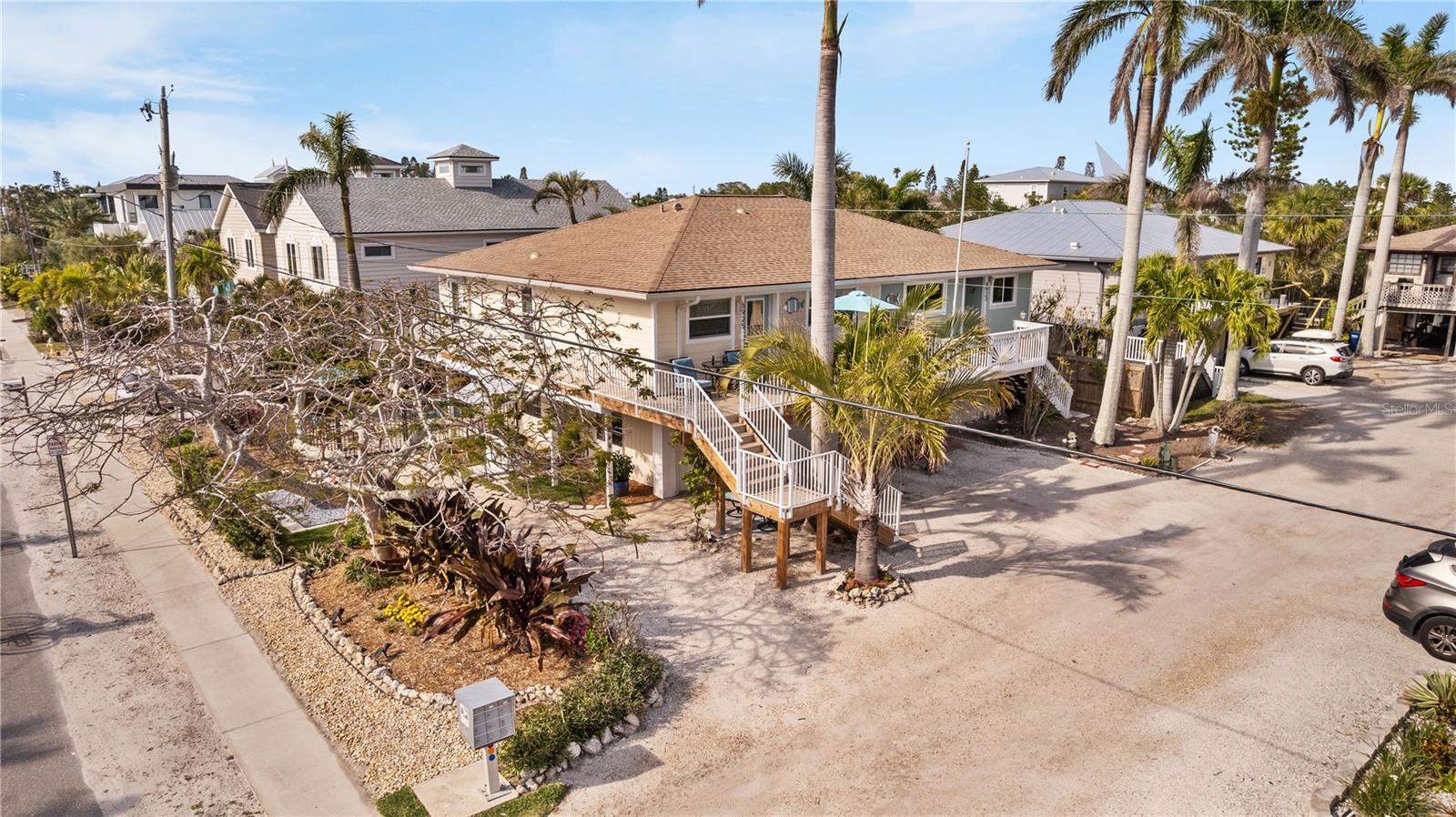 6925 HOLMES BLVD, HOLMES BEACH, FL, 34217