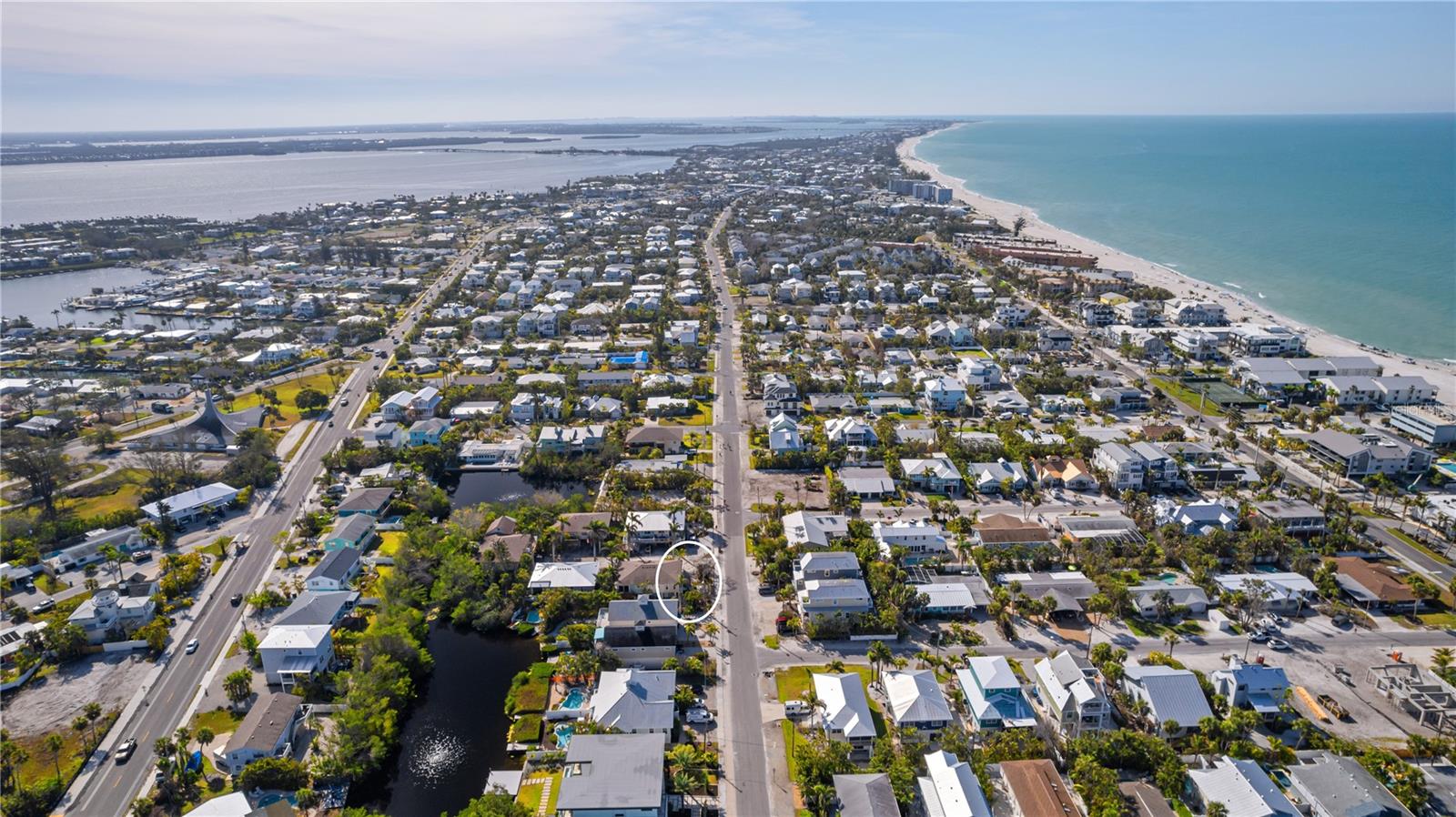 6925 HOLMES BLVD, HOLMES BEACH, FL, 34217