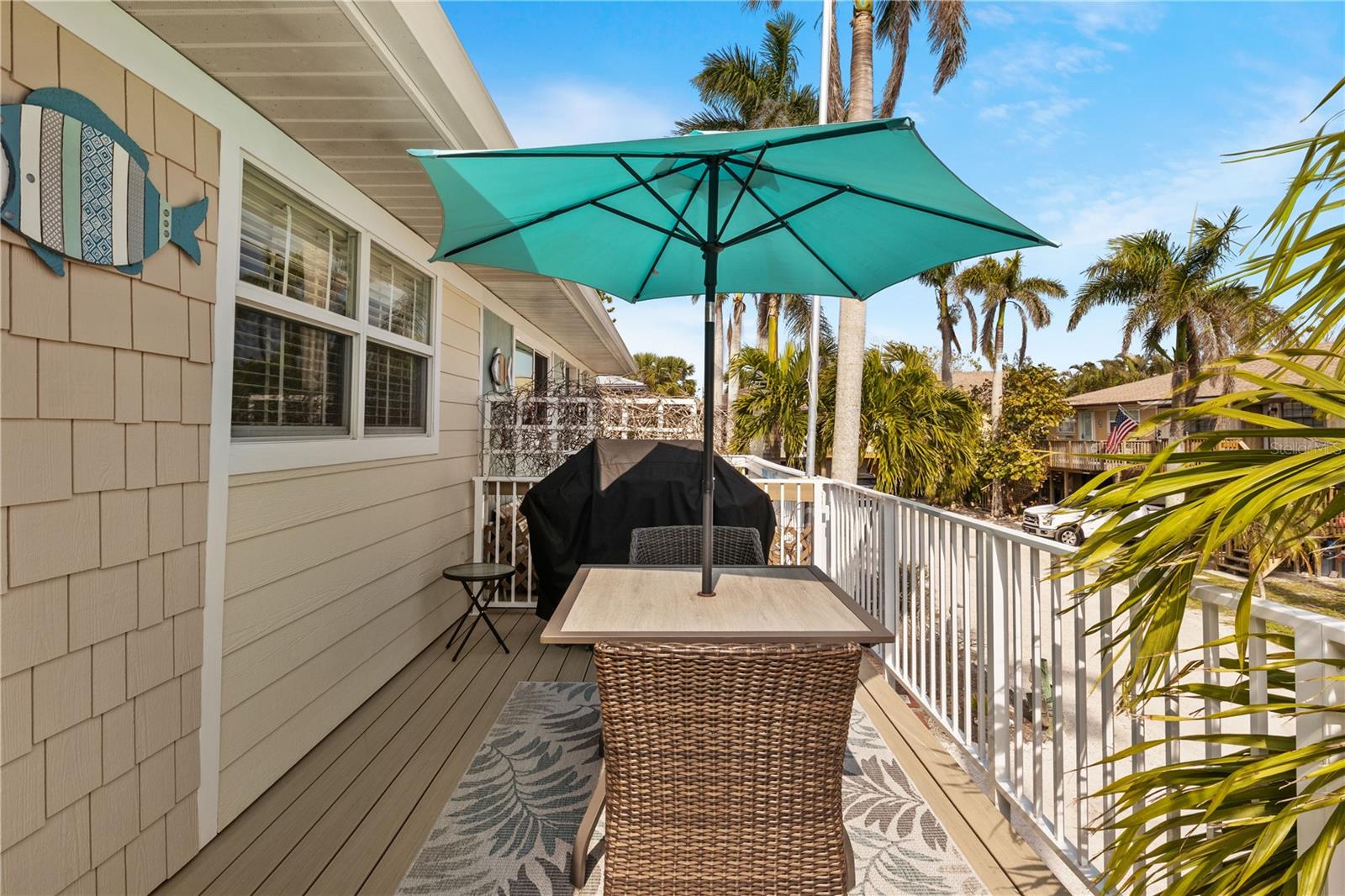6925 HOLMES BLVD, HOLMES BEACH, FL, 34217