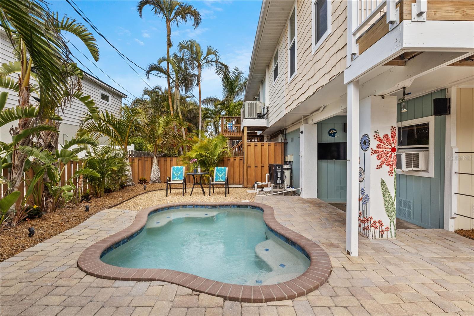 6925 HOLMES BLVD, HOLMES BEACH, FL, 34217