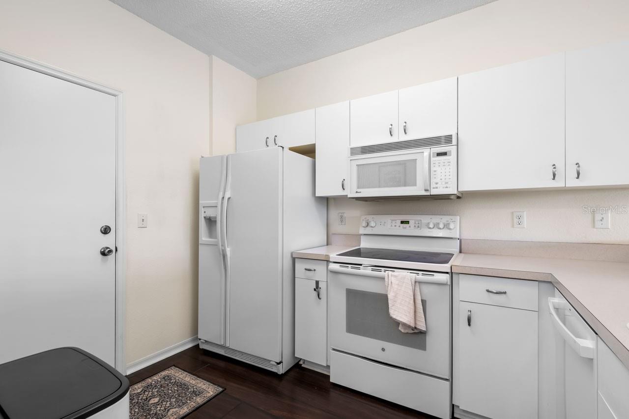 1120 RADISON AVE #6, SUN CITY CENTER, FL, 33573